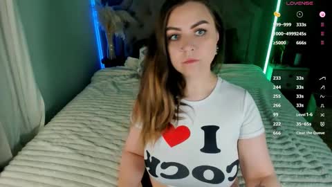 Snapshot of ashton_heidi chatting on September 21, 2025, 11:06 pm Your girlfriend online show from September 21, 2025, 11:06 pm