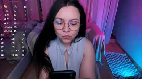 Snapshot of ashton_heidi chatting on July 5, 2026, 11:45 pm Your girlfriend online show from July 5, 2026, 11:45 pm