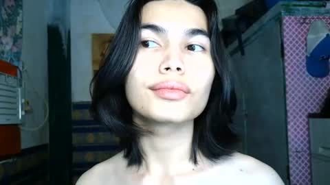 asian_babyboi online show from July 7, 2026, 7:23 am