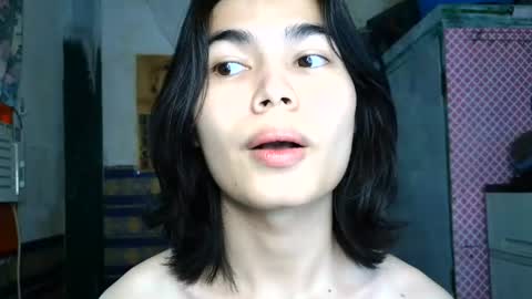 asian_babyboi online show from July 15, 2026, 6:51 am