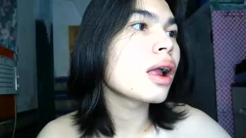 asian_babyboi online show from July 19, 2026, 11:25 am
