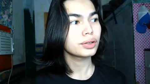 asian_babyboi online show from July 22, 2026, 4:32 pm