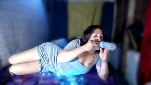 asian_bella123 online show from May 18, 2026, 1:06 pm