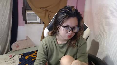 Snapshot of asian_honey69 chatting on September 16, 2025, 11:17 pm bb girl online show from September 16, 2025, 11:17 pm