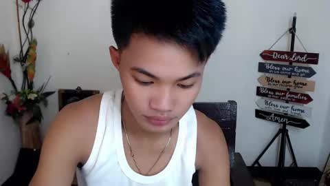 asian_lover05 online show from October 22, 2025, 4:29 pm