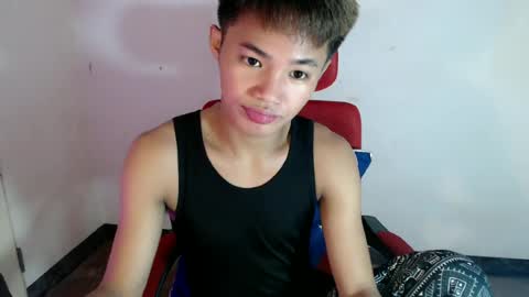 Snapshot of asian_lover05 chatting on June 14, 2026, 6:21 pm asian_lover05 online show from June 14, 2026, 6:21 pm