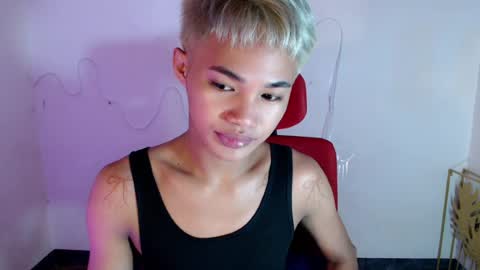 Snapshot of asian_lover05 chatting on July 15, 2026, 6:24 pm asian_lover05 online show from July 15, 2026, 6:24 pm