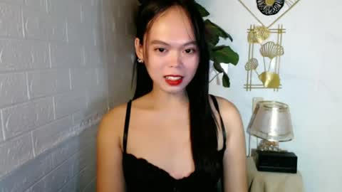 Snapshot of asian_pretty143 chatting on July 13, 2026, 5:32 am asian_pretty143 online show from July 13, 2026, 5:32 am