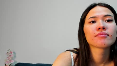 Snapshot of asian_pussy_cat chatting on February 2, 2025, 10:49 pm Hare online show from February 2, 2025, 10:49 pm