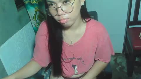Snapshot of asian_rhean chatting on February 6, 2025, 3:52 pm Rhean online show from February 6, 2025, 3:52 pm
