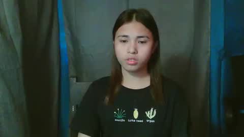 Snapshot of asian_sofiaxxx chatting on March 8, 2026, 6:17 am Sofia online show from March 8, 2026, 6:17 am