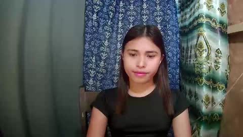 Snapshot of asian_sofiaxxx chatting on March 19, 2026, 6:17 am Sofia online show from March 19, 2026, 6:17 am