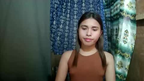 Snapshot of asian_sofiaxxx chatting on April 16, 2026, 6:36 am Sofia online show from April 16, 2026, 6:36 am