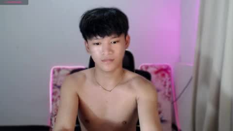 asianbrilee online show from July 8, 2026, 4:44 pm