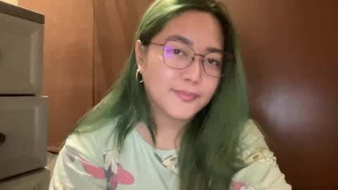 Snapshot of asianbunny10 chatting on June 13, 2026, 3:32 pm Curvy online show from June 13, 2026, 3:32 pm