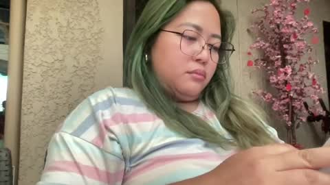 Snapshot of asianbunny10 chatting on June 15, 2026, 9:50 pm Curvy online show from June 15, 2026, 9:50 pm