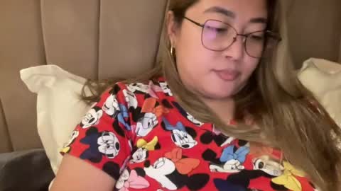 Snapshot of asianbunny10 chatting on July 27, 2026, 1:40 pm Curvy online show from July 27, 2026, 1:40 pm