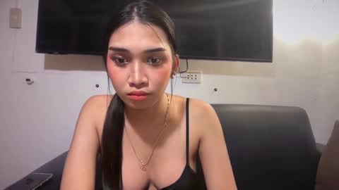 asiancutiehunk online show from October 13, 2025, 8:14 am
