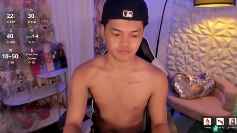 VICTORIA SCOTT online show from February 19, 2026, 5:31 pm