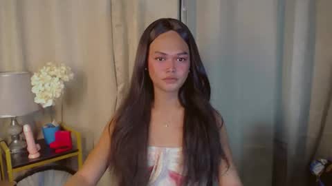 Kianna online show from November 28, 2025, 9:45 am