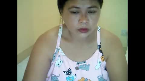 asianmom22 online show from April 3, 2026, 11:36 pm