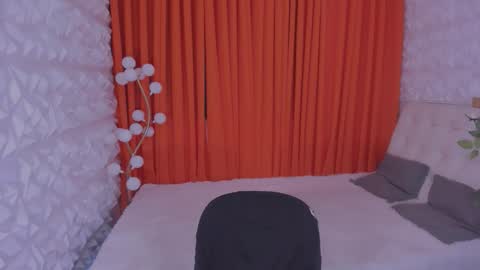 asianpetitefucker01 online show from February 9, 2026, 7:45 am