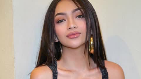 Miss Nia online show from December 15, 2024, 11:42 pm
