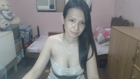 Snapshot of asiantinypeach chatting on March 29, 2026, 10:26 am Diana online show from March 29, 2026, 10:26 am