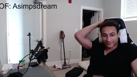 asimpsdream online show from April 13, 2026, 8:36 pm