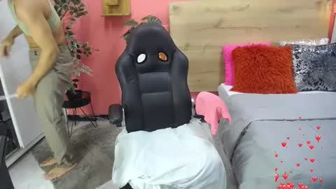 Snapshot of aslyhernandez chatting on May 20, 2026, 11:05 am ASLY online show from May 20, 2026, 11:05 am