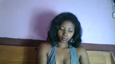 asmiraa online show from March 1, 2026, 8:05 am