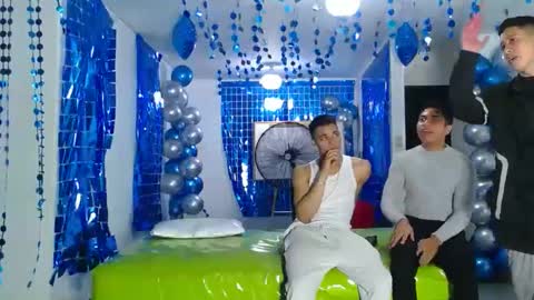 Snapshot of asmodeus7100 chatting on February 7, 2025, 12:09 am THOMAS AND DAMIAND online show from February 7, 2025, 12:09 am