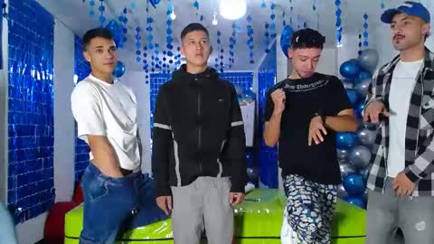 Snapshot of asmodeus7100 chatting on February 11, 2025, 12:17 am THOMAS AND DAMIAND online show from February 11, 2025, 12:17 am