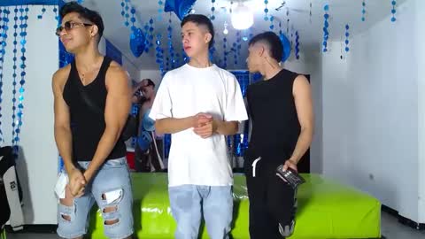 Snapshot of asmodeus7100 chatting on February 21, 2025, 12:05 am THOMAS AND DAMIAND online show from February 21, 2025, 12:05 am