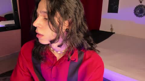 asmodeuszz online show from January 17, 2025, 4:28 am