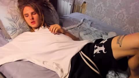 Snapshot of asphalt_surfer chatting on December 11, 2024, 10:58 am asphalt surfer online show from December 11, 2024, 10:58 am