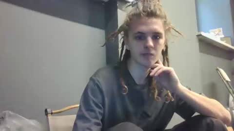 Snapshot of asphalt_surfer chatting on September 10, 2025, 8:47 am asphalt surfer online show from September 10, 2025, 8:47 am