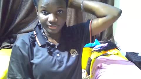 assplaybuttom online show from November 8, 2025, 12:16 pm