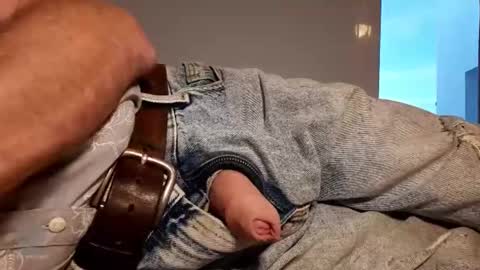 Will take commands from GuysWomenCouples etc online show from January 7, 2025, 6:14 pm