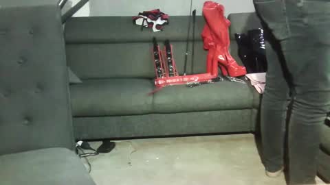 sissyslut online show from December 26, 2024, 8:50 am