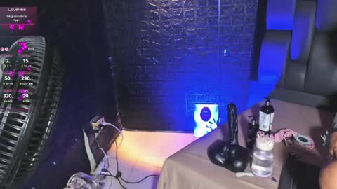 Snapshot of assia_roos chatting on April 1, 2026, 1:41 pm Nahomi online show from April 1, 2026, 1:41 pm