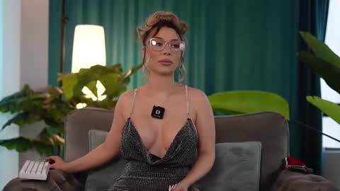 Snapshot of assmerising chatting on February 28, 2026, 11:00 am Starting 930 PM EU TIME online show from February 28, 2026, 11:00 am