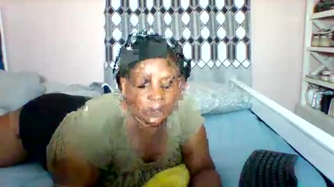 Snapshot of assqueen4 chatting on April 30, 2026, 7:20 pm FLORAH DANIEL online show from April 30, 2026, 7:20 pm