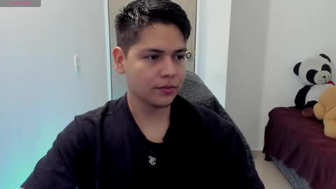 Asta Kuno online show from May 3, 2026, 6:30 am