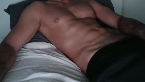 Snapshot of aston0 chatting on March 10, 2025, 6:38 am Aston online show from March 10, 2025, 6:38 am