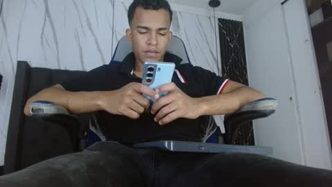 Snapshot of aston_vera chatting on February 20, 2026, 4:53 am Aston online show from February 20, 2026, 4:53 am