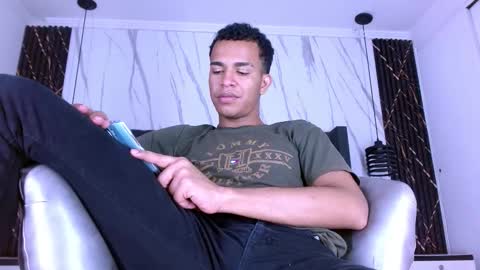 Snapshot of aston_vera chatting on February 28, 2026, 4:46 am Aston online show from February 28, 2026, 4:46 am