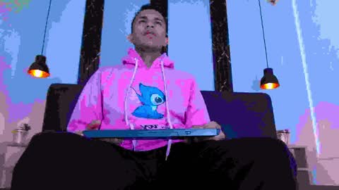 Snapshot of aston_vera chatting on March 31, 2026, 3:52 am Aston online show from March 31, 2026, 3:52 am