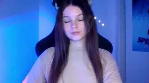 astradream_ online show from December 15, 2025, 10:25 pm