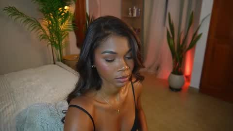 Snapshot of astrea_1 chatting on March 5, 2026, 2:07 am Astrea online show from March 5, 2026, 2:07 am